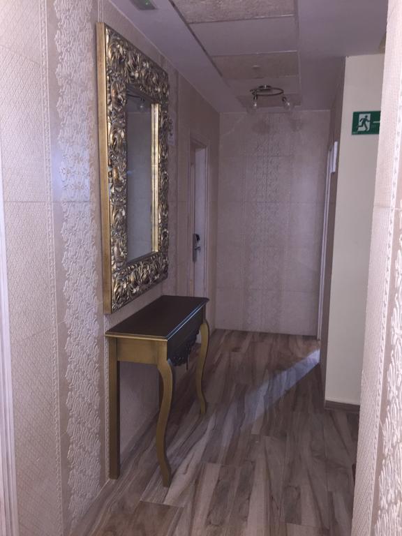 Hostal Lojo Conil De La Frontera Dış mekan fotoğraf